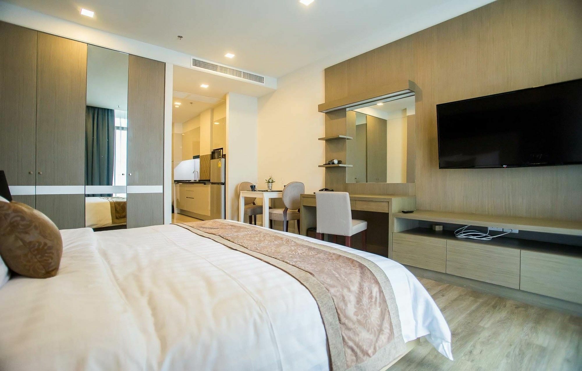 Metropolis Suites Bangkok, Tapestry Collection By Hilton Eksteriør bilde