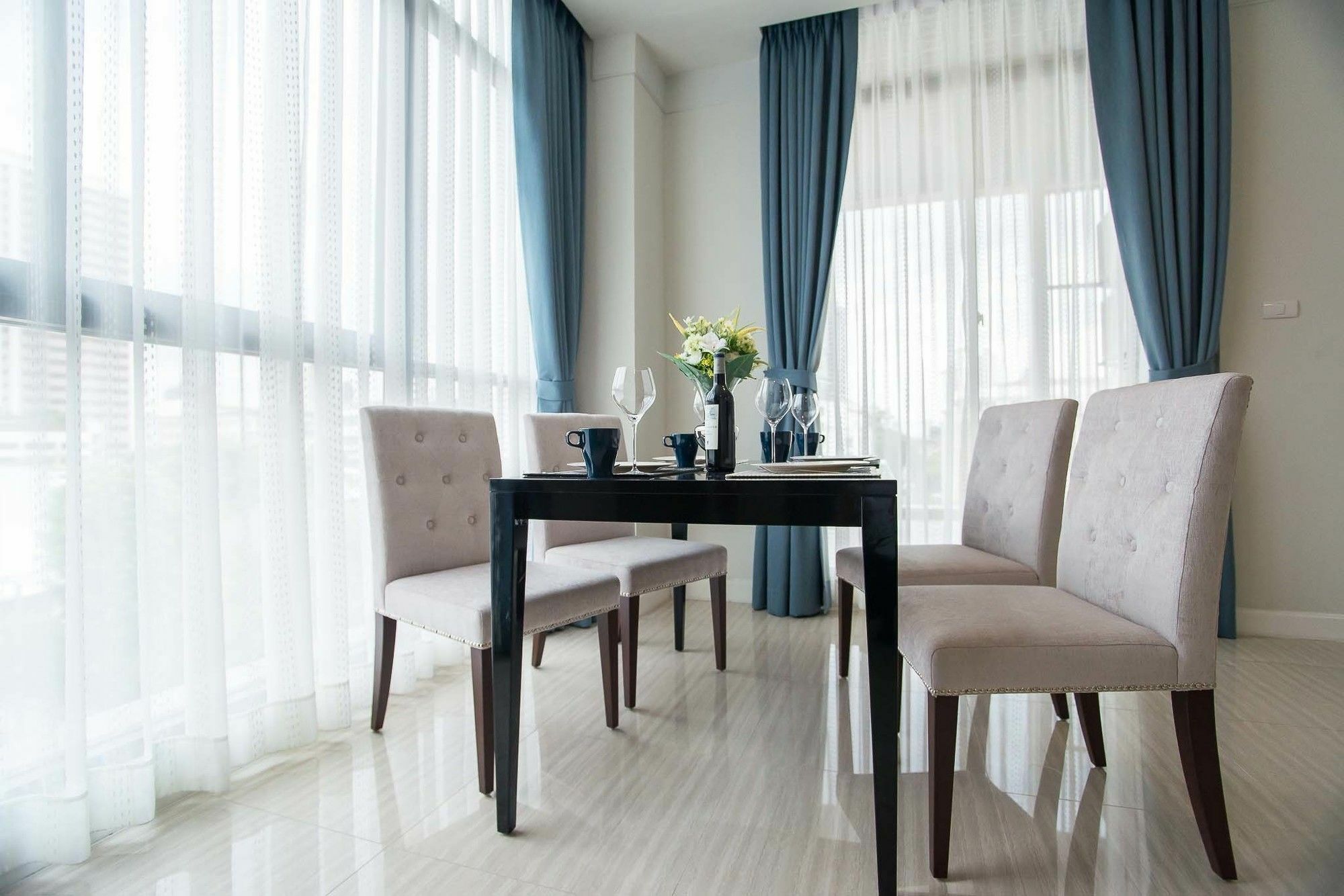 Metropolis Suites Bangkok, Tapestry Collection By Hilton Eksteriør bilde
